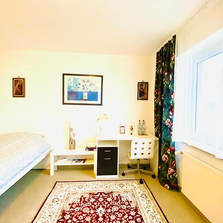 Welcome To Messe!-Two-Bedroom Apartment&Balcony Hannover Exteriör bild